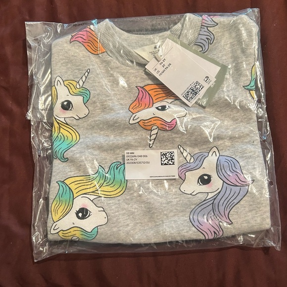 Sweatshirt - Picture 4 of 6